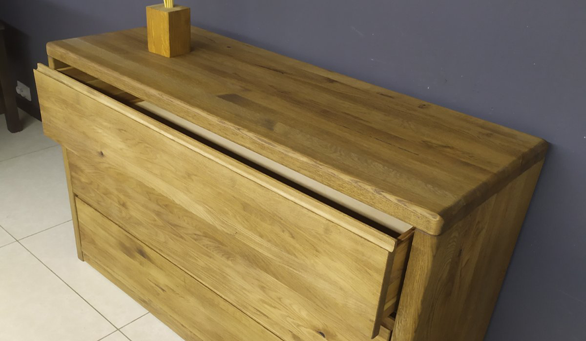 комод из дуба